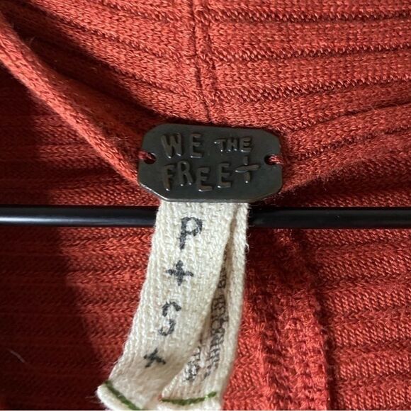 Free People Love Split Back Ribbed Long Sleeve Size S - Picture 9 of 10